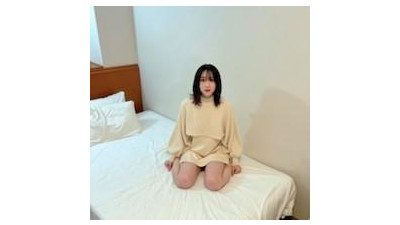 FC2-PPV-2585897 - 아이돌급 미소녀 등장 [초미소녀로 완성하는 셀카 보완 플랜] 소파 위의 침대에 밀어넣어 노인의 흥분과 긴 SEX에 질내 사정 대량