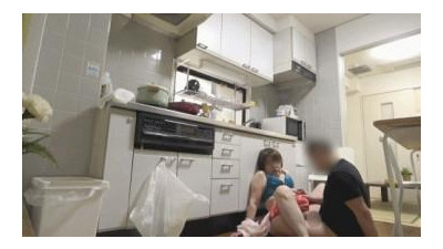 FC2-PPV-2484869 - [무수정 × 개인 촬영] 사랑의 어머니 노예 5 호!?  - 몰카 w