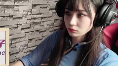 91 Eggplant. E-sports girl COS Xishi met with netizens but was unexpectedly creampied