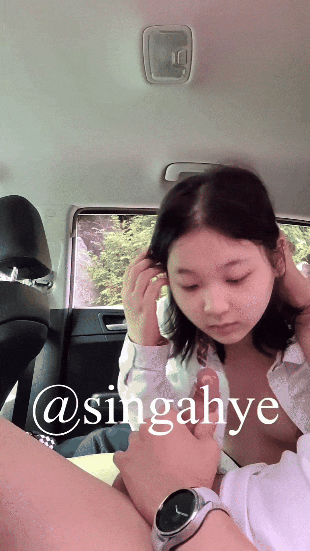 대낮 존귀 교복컨셉녀 차간단 대딸